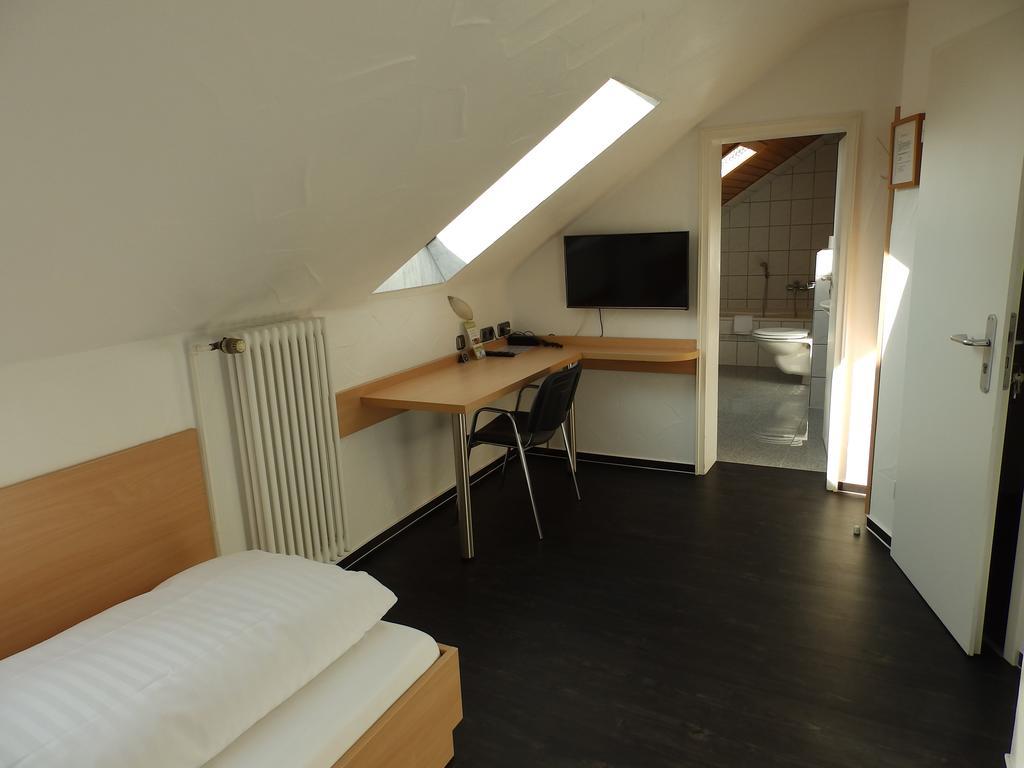 H41 Inn Hotel Garni Freiburg (Adults Only) غوندلفينجن المظهر الخارجي الصورة