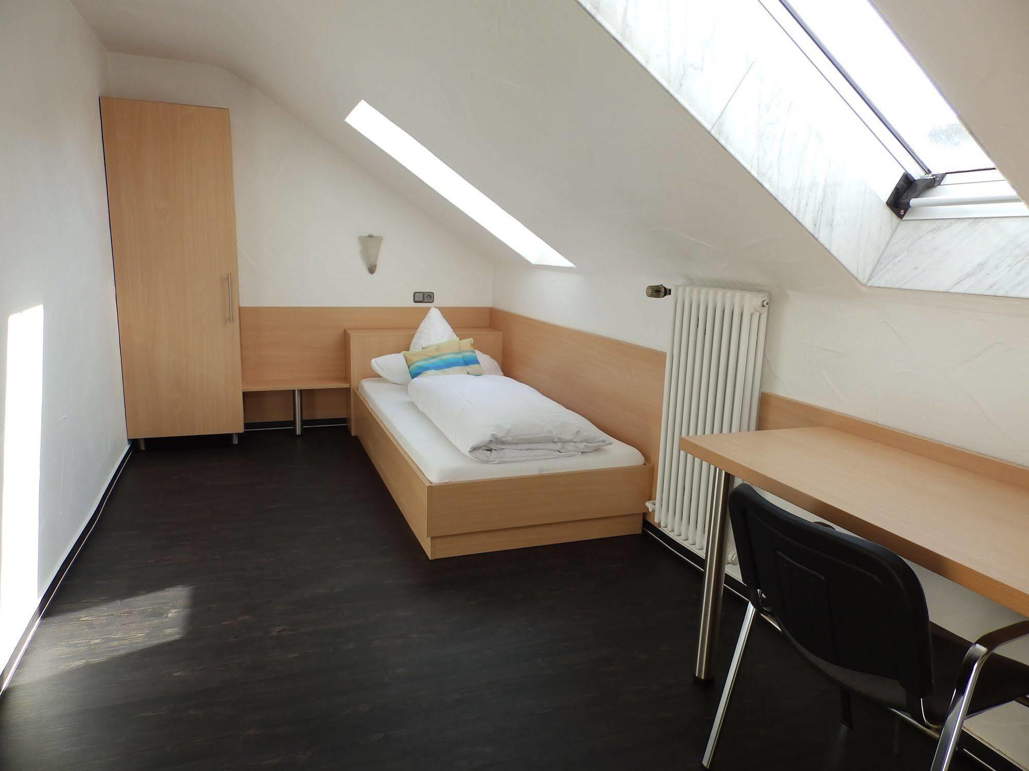 H41 Inn Hotel Garni Freiburg (Adults Only) غوندلفينجن المظهر الخارجي الصورة