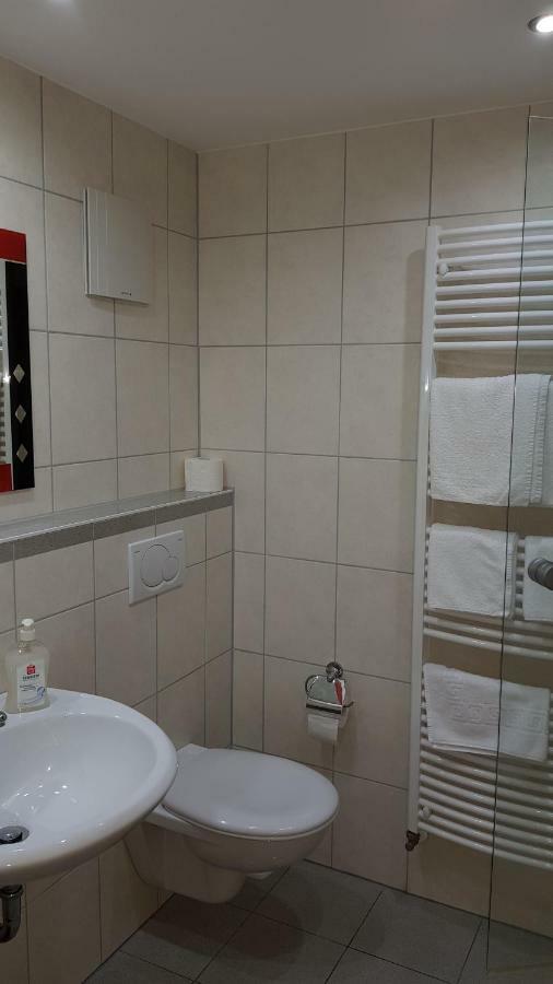 H41 Inn Hotel Garni Freiburg (Adults Only) غوندلفينجن المظهر الخارجي الصورة