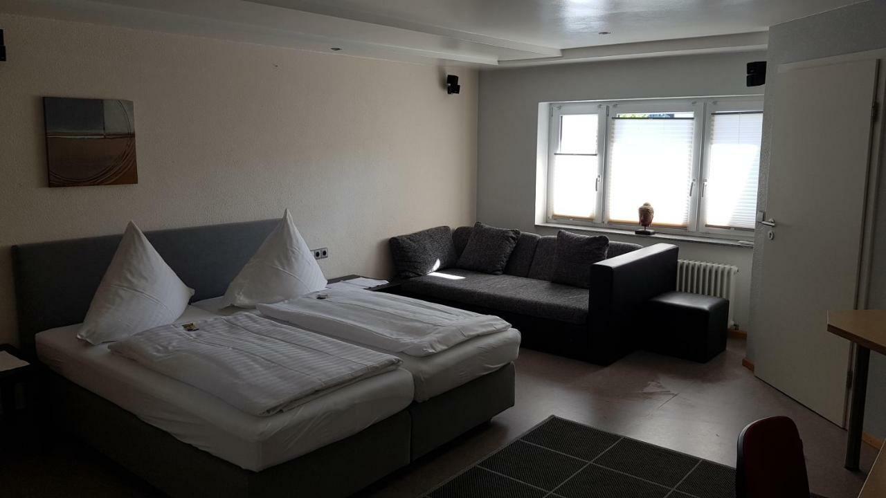 H41 Inn Hotel Garni Freiburg (Adults Only) غوندلفينجن المظهر الخارجي الصورة
