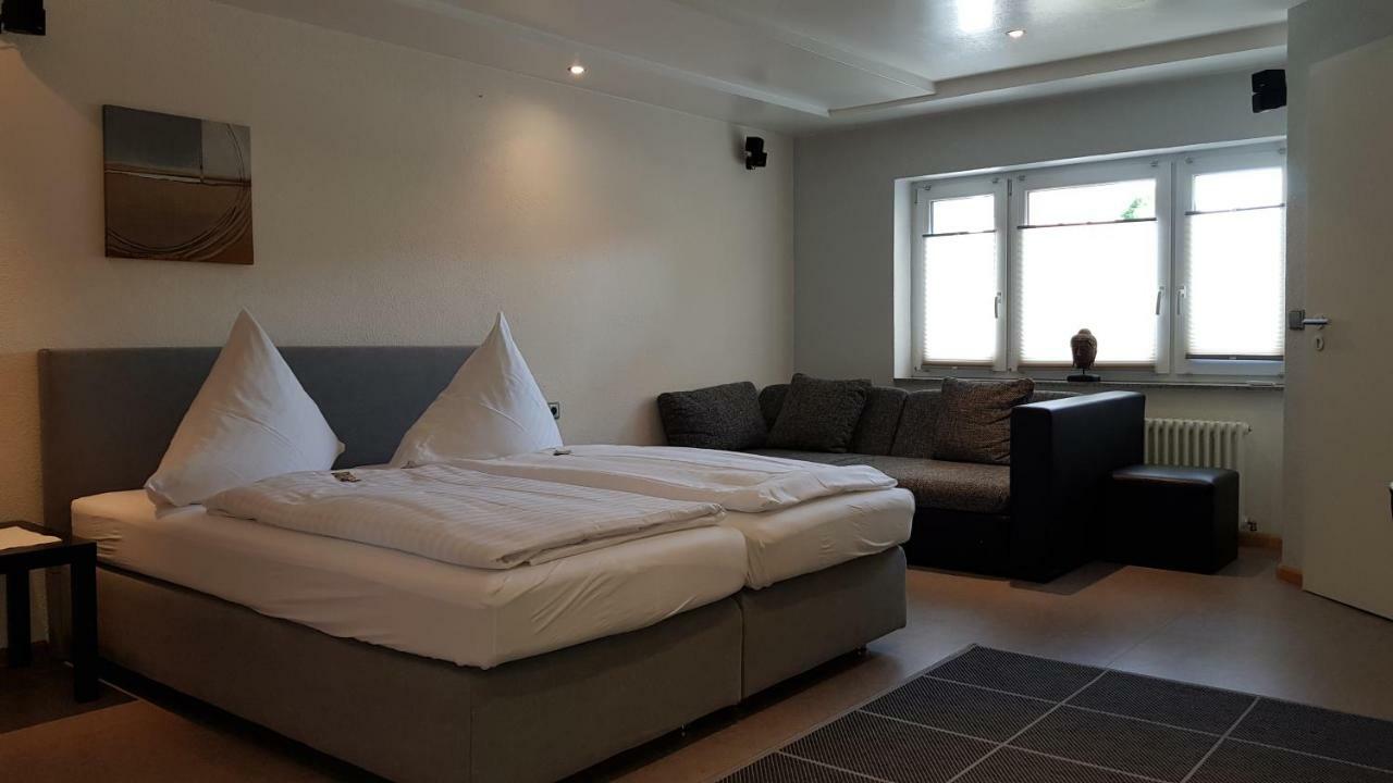 H41 Inn Hotel Garni Freiburg (Adults Only) غوندلفينجن المظهر الخارجي الصورة